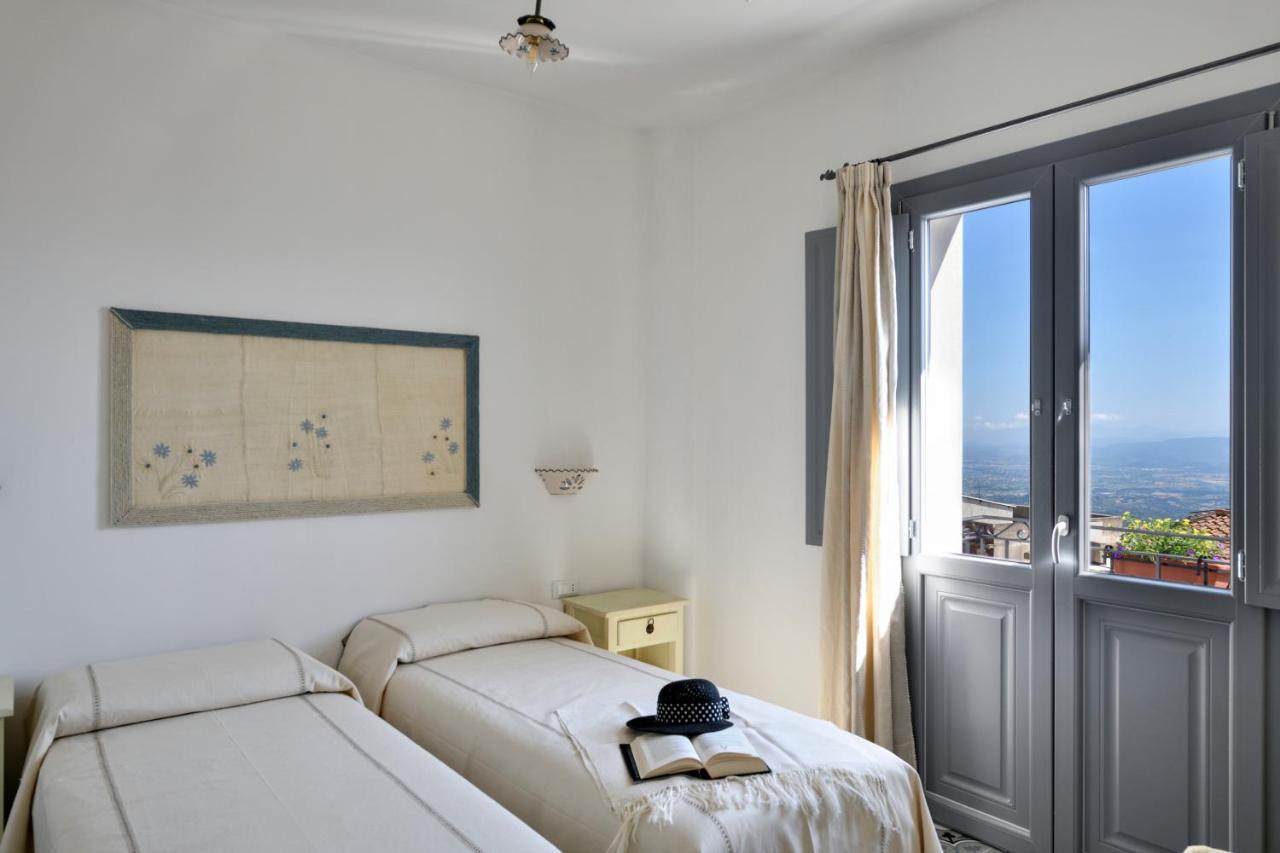 Hotel Fund'E Monte Baunei Exteriér fotografie